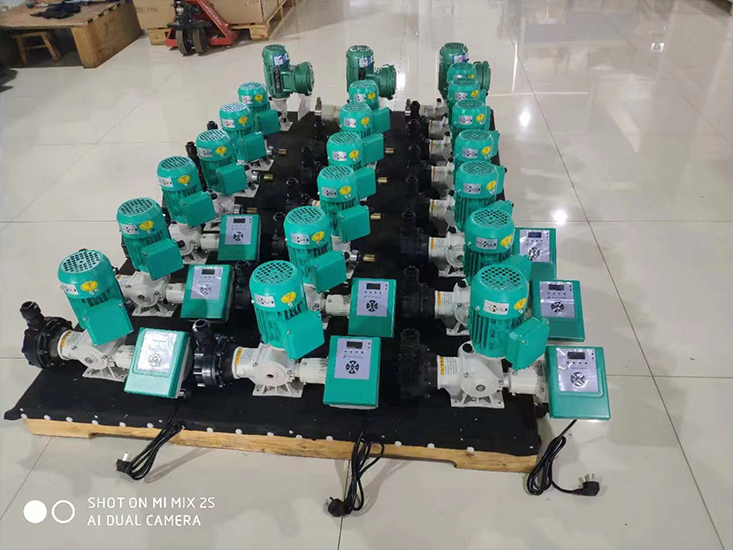 新道茨電動沖程調節(jié)控制器：精確控制計量泵的沖程